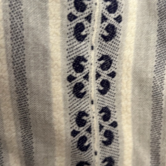 GUC Velvet peasant blouse size medium - Picture 4 of 6